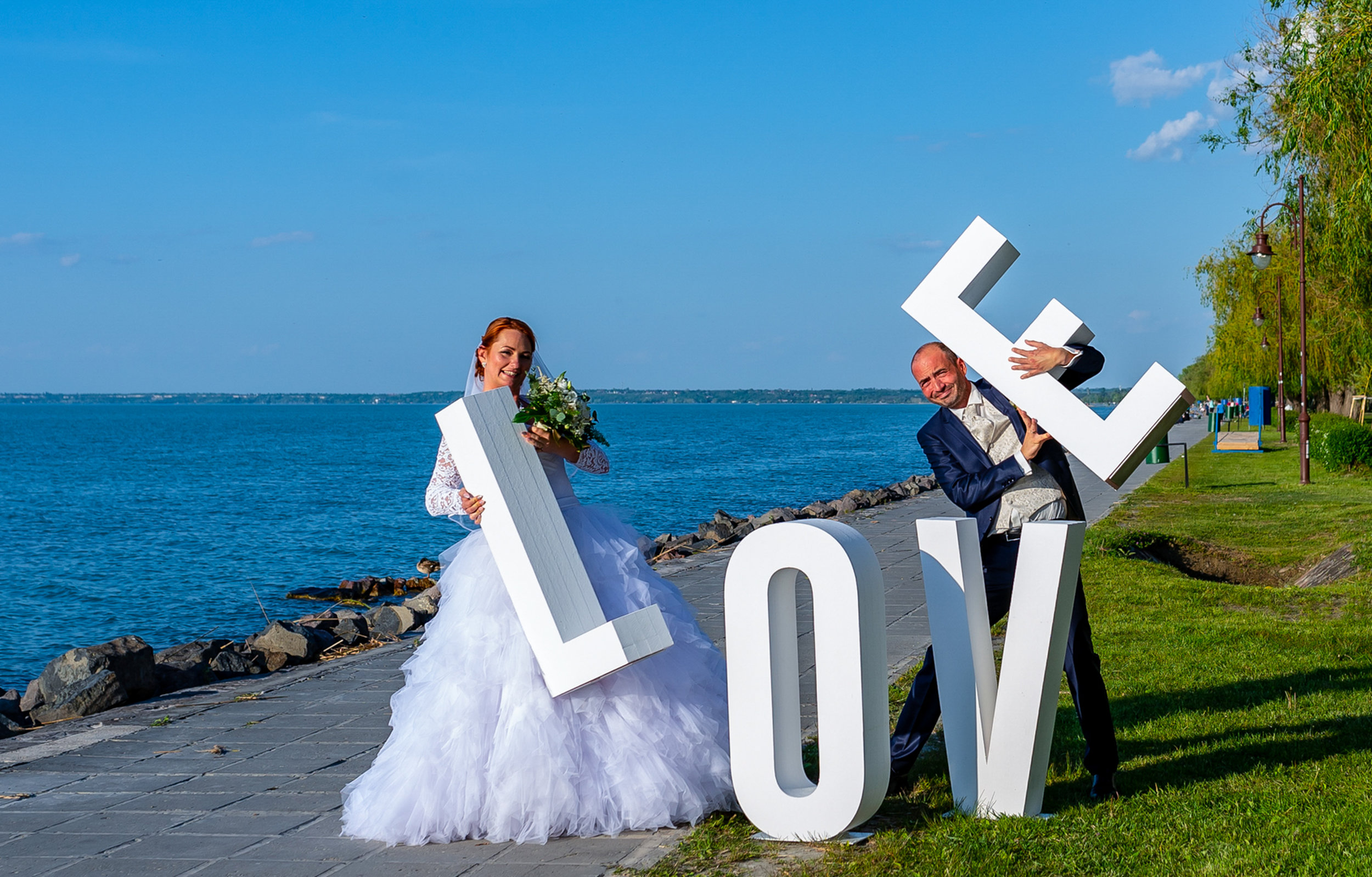Image12290_happyframe